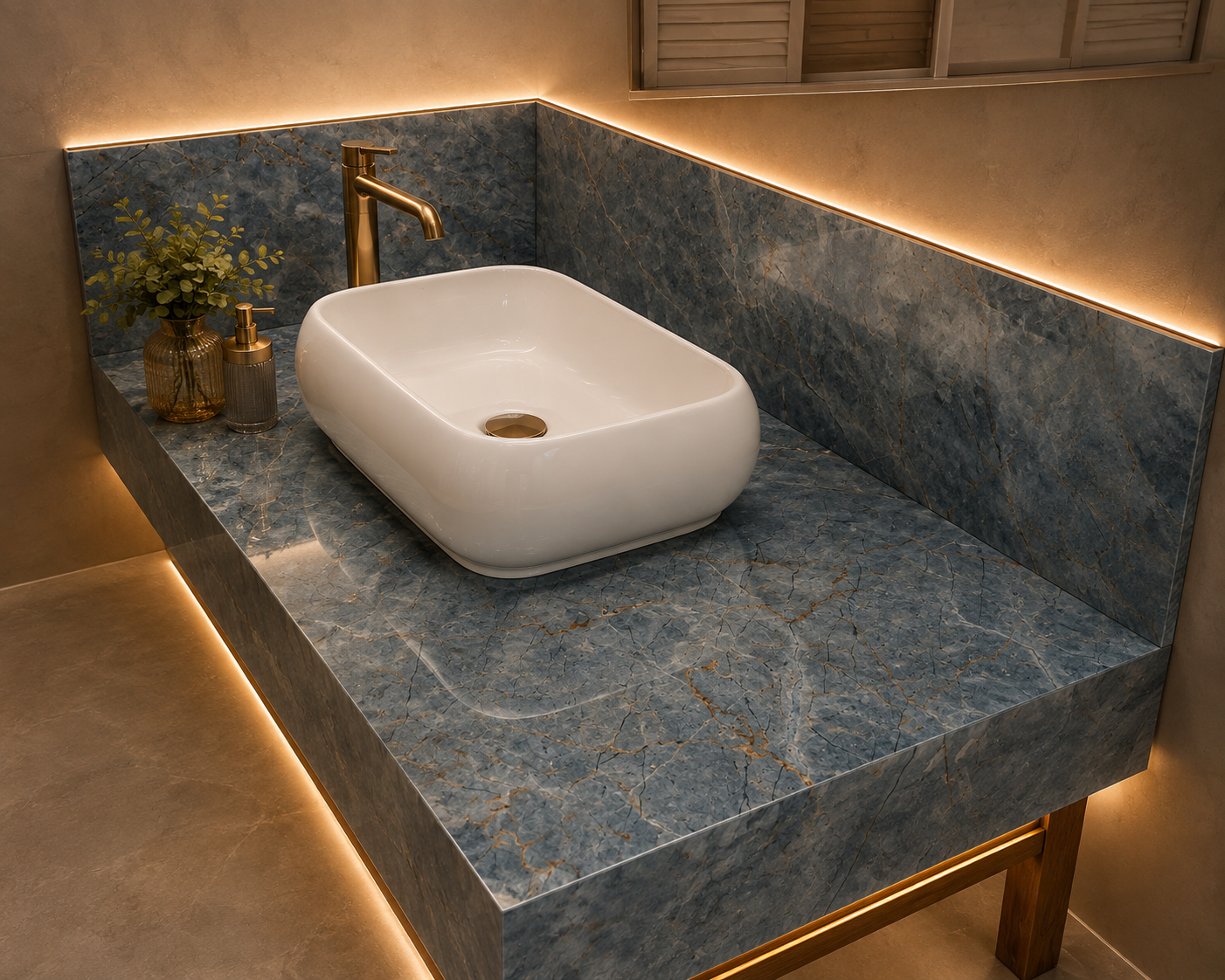 Projeto de bancada com cuba de apoio em porcelanato azul marmorizado